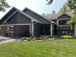 James Hardie lap and Board and Batten siding on Eagan Minnesota home